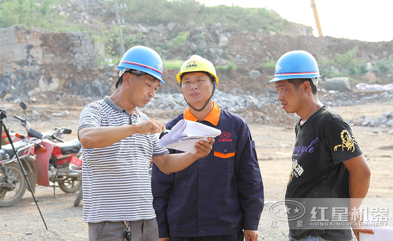 厂家工程师为用户指导操作